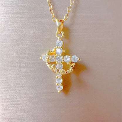 ✝️Collar Cruz Protector con Corona👑 + Cajita de Regalo GRATIS 🎁