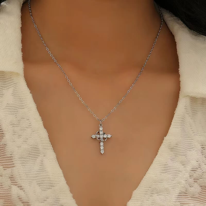 ✝️Collar Cruz Protector con Corona👑 + Cajita de Regalo GRATIS 🎁